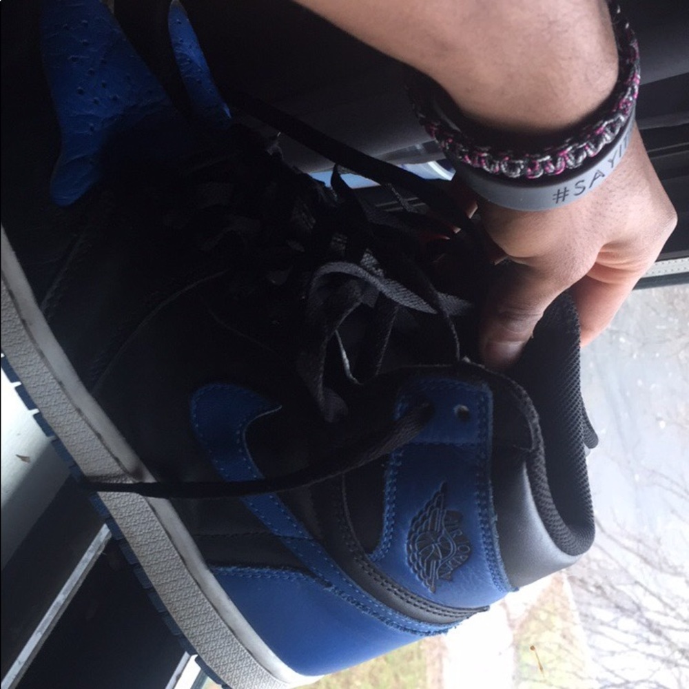 Royal 1s